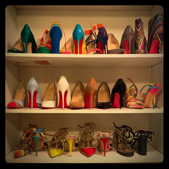 ❤️💚💙     👠 👜 👗   ❤️💚💙 - Picture 1 of 1